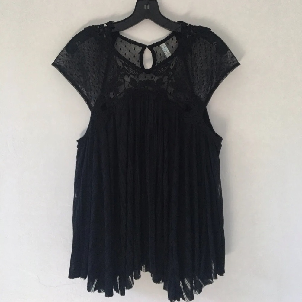 Free people Mesh Dot Appliqué Pleated Babydoll Top Small Black